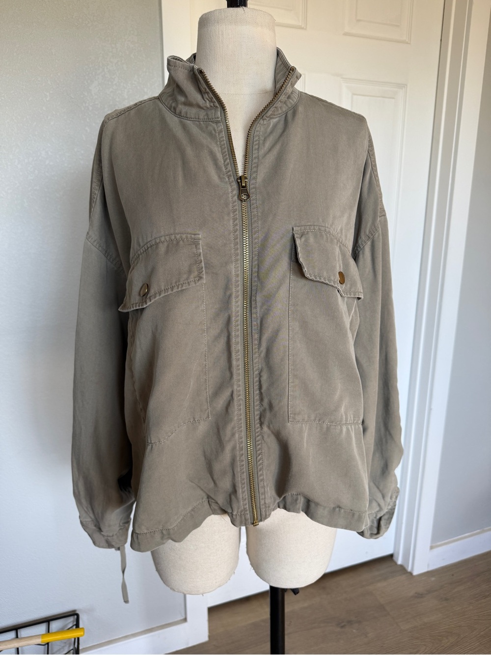 Soft Surroundings Lightweight Utility Jacket with Cinch Sleeves